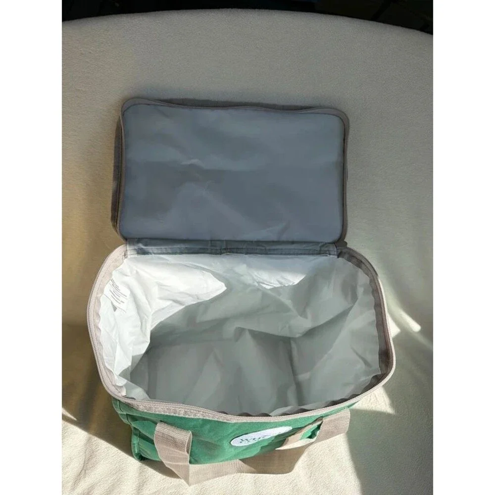 Whole Foods Market shopping bag insulated reusable green gray clean